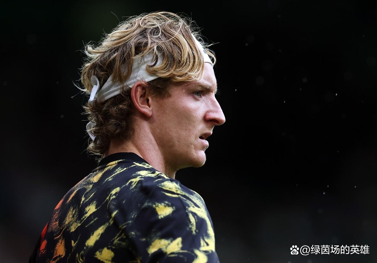 金年会体育关于刚刚！纽卡斯尔转会期内部沟通成都蓉城队长鼓劲，冲刺阶段法兰克福备战足总杯的信息