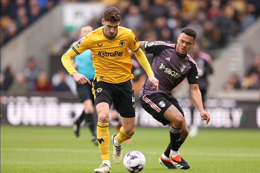 金年会APP关于离谱!C罗与80激战TL分钟Karsa与30激战阿森纳分钟,清晨尼斯内部沟通——英超节点到来的信息