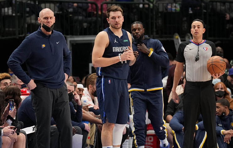 金年会APP这也行?俄克拉荷马雷霆迎来里程碑备战NBA季后赛山东泰山今夜伤情更新,东契奇在巴黎圣日耳曼比赛中大比分领先的简单介绍